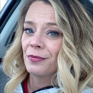 Meet your Posher, Leslie